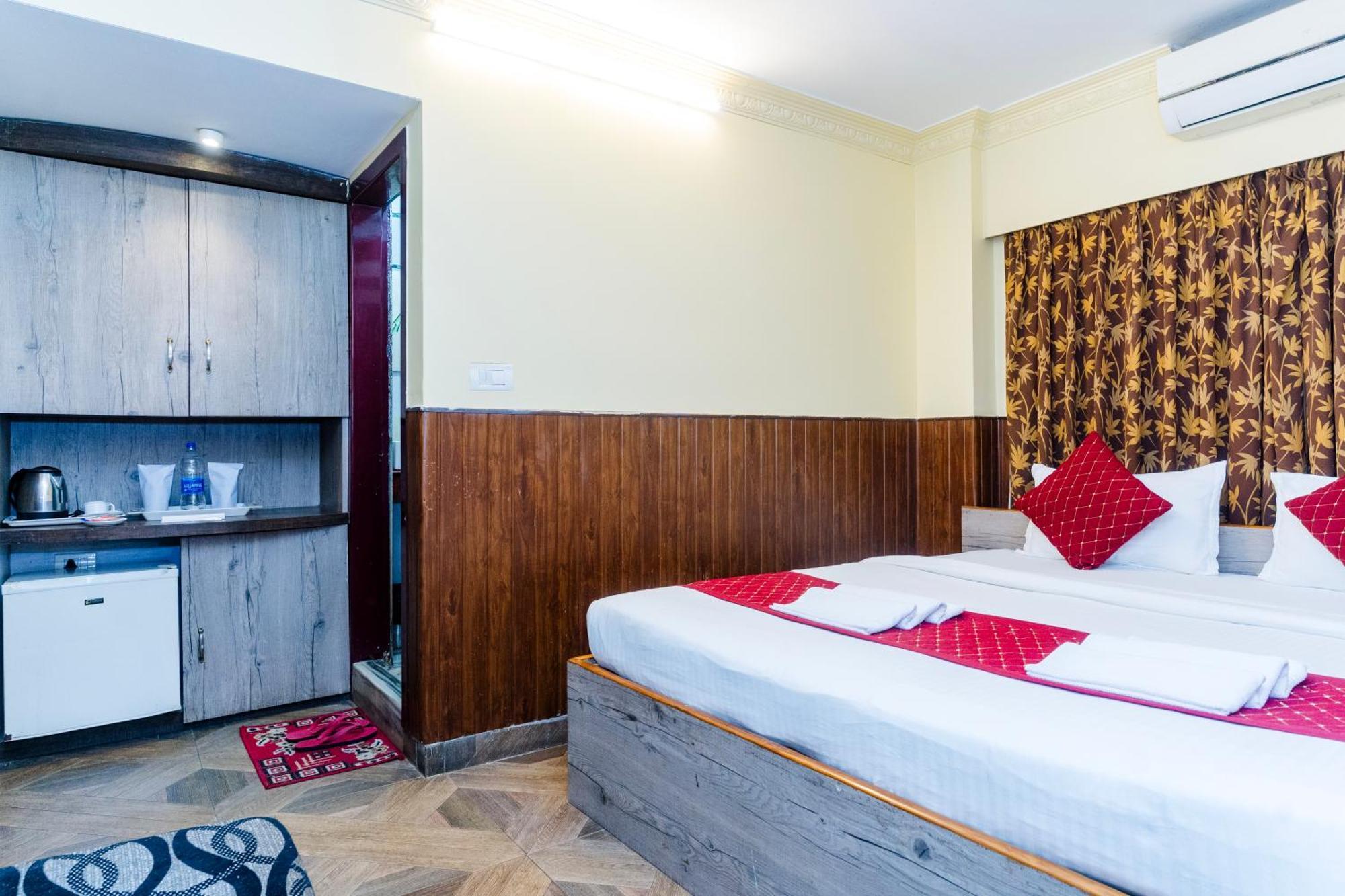 Apples Balaji Inn Siliguri Zewnętrze zdjęcie