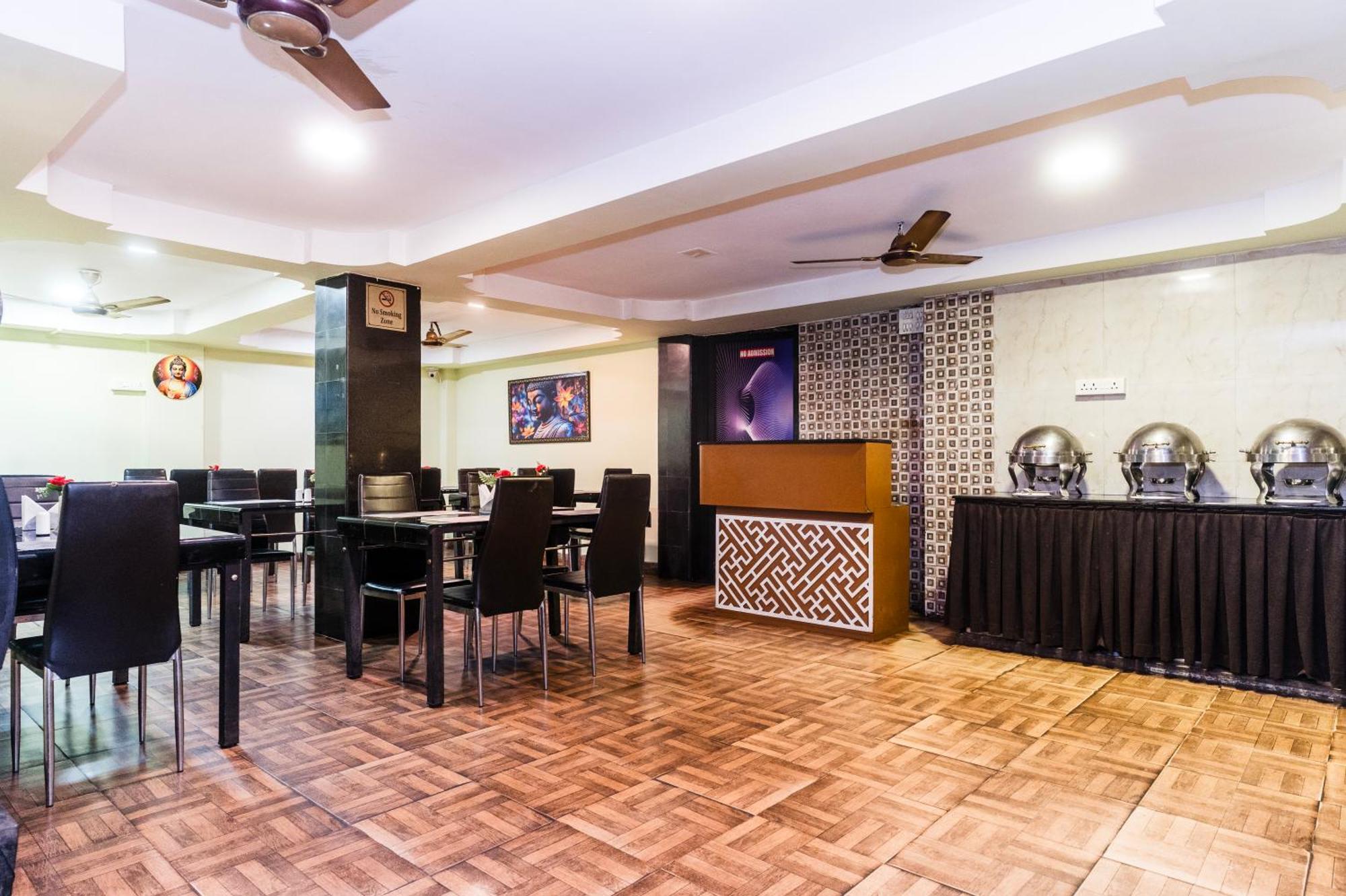 Apples Balaji Inn Siliguri Zewnętrze zdjęcie