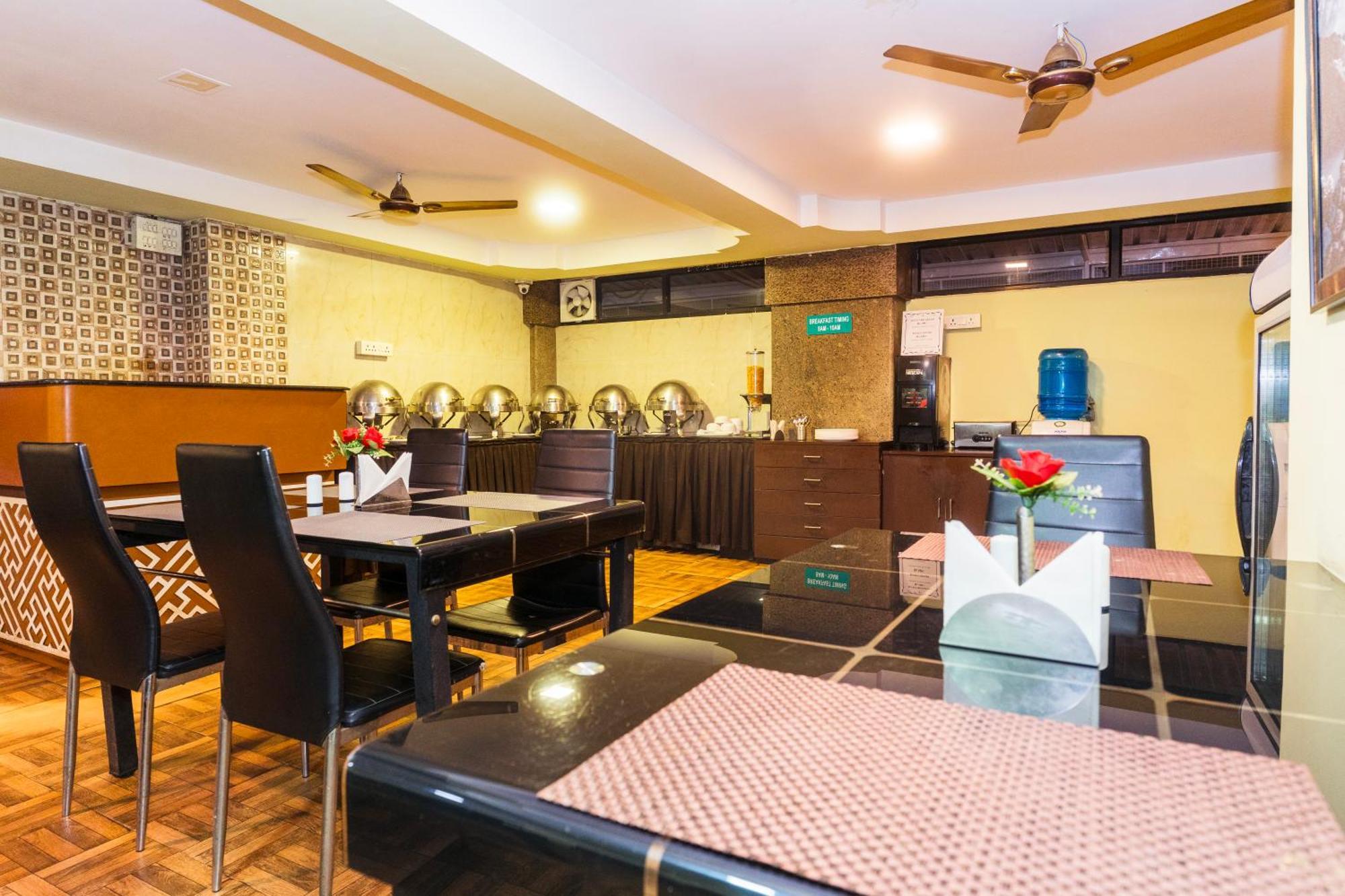 Apples Balaji Inn Siliguri Zewnętrze zdjęcie