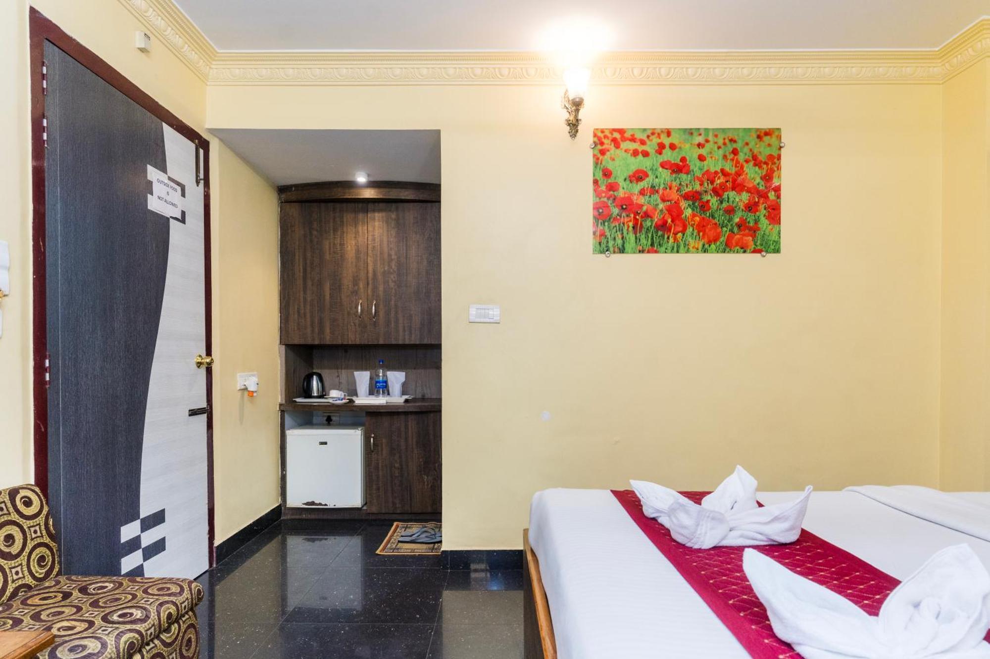 Apples Balaji Inn Siliguri Zewnętrze zdjęcie